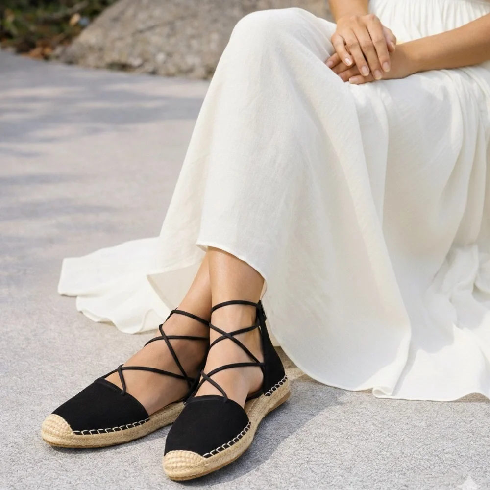 EILEEN FISHER Lace Leather Espadrille Black and Tan Size 7